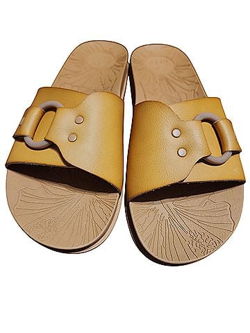 Reef Sandals (view 1)