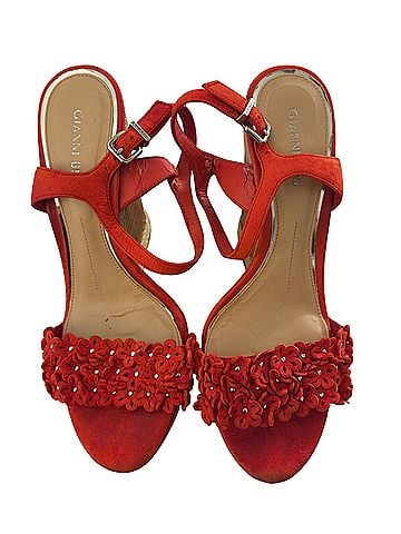 Gianni Bini Wedges (view 1)