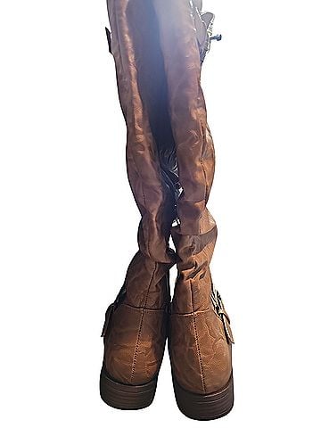 Journee Collection Boots (view 2)