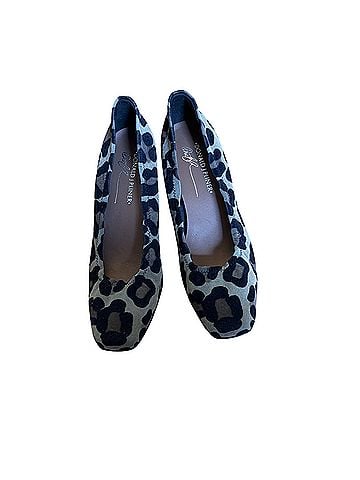 Donald J Pliner Heels (view 1)