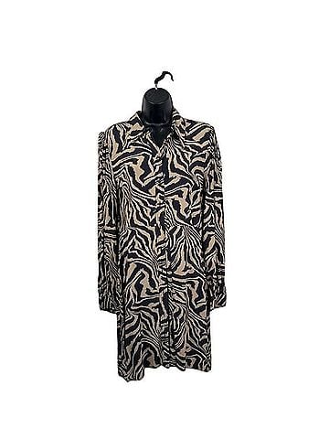 Ganni F4356 Casual Dress (view 2)
