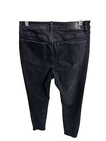 Market and Spruce Black Skinny Jeans Jeans (view 2)