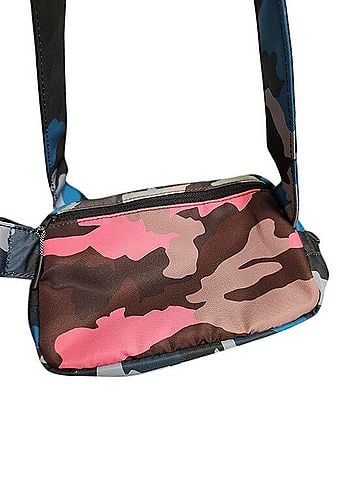 Lululemon Athletica Everywhere Belt Bag *1L Belt Bag (view 2)
