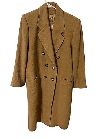 Jacobson's Coat (view 1)