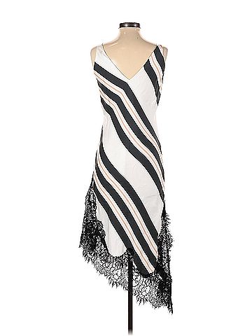 Gold Hawk Gold Hawk Casual Dress (view 2)