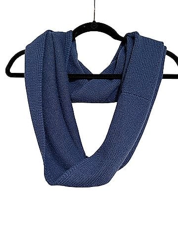 Columbia Scarf (view 1)