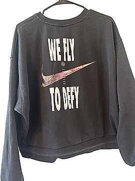 Nike Sweatshirt (view 2)