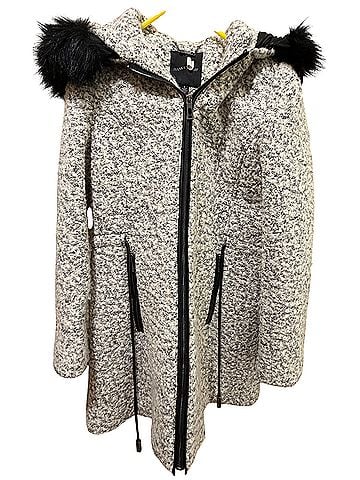 Ivanka Trump Coat (view 1)