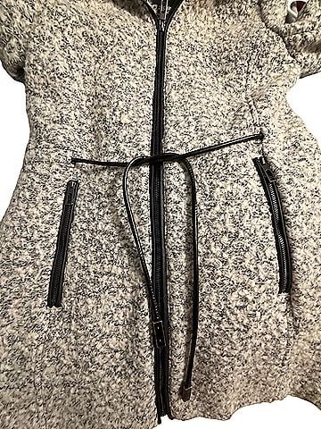 Ivanka Trump Coat (view 2)