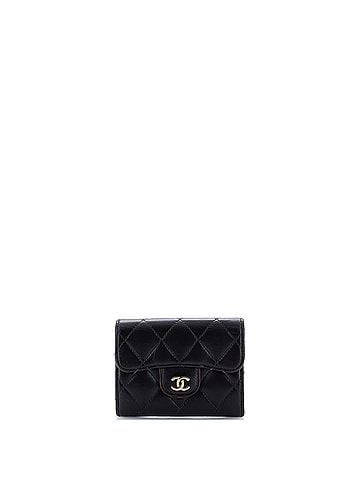 Chanel Classic Flap Card Case Quilted Lambskin (view 1)