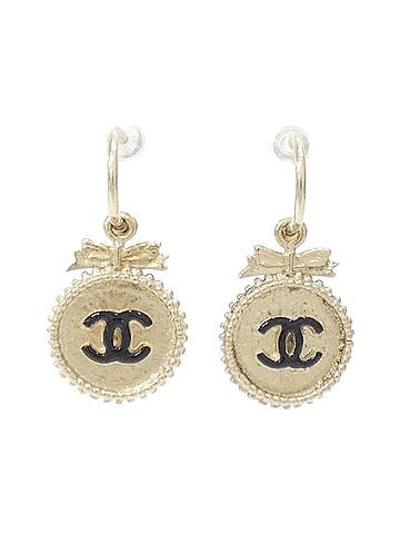 Chanel Chanel 61353 Earrings (view 1)