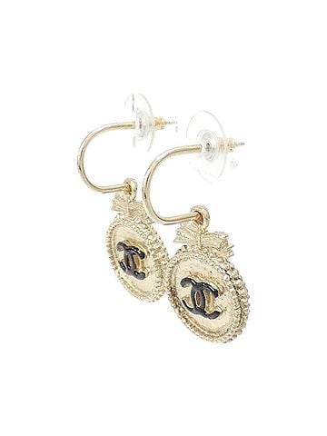 Chanel Chanel 61353 Earrings (view 2)