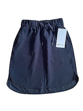 Y7/Lululemon On the Fly Skirt Casual Skirt (view 2)