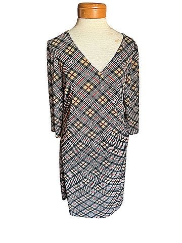 Alyn Paige Casual Dress (view 1)