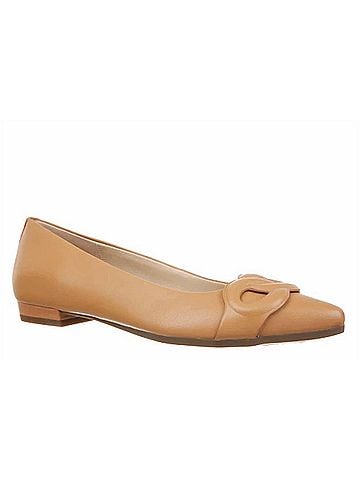 Vionic Women's Arielle Flats in Camel Nappa (view 1)