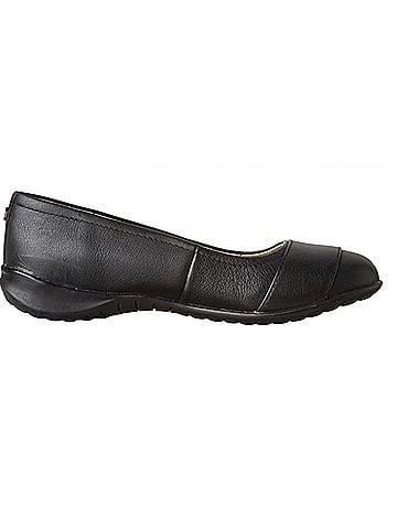 Hush Puppies Women's Lara Bria Slip On Flats in Black (view 1)