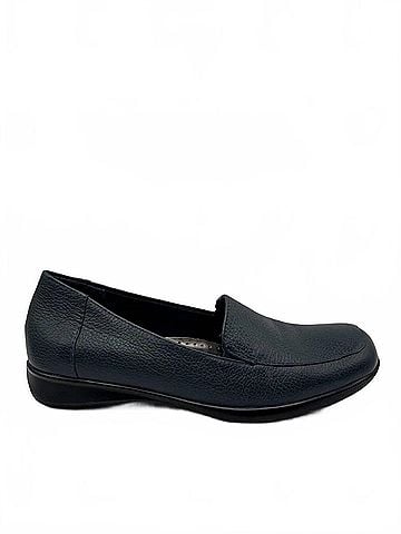 Trotters Women's Jenn Casual Loafers in Navy (view 1)