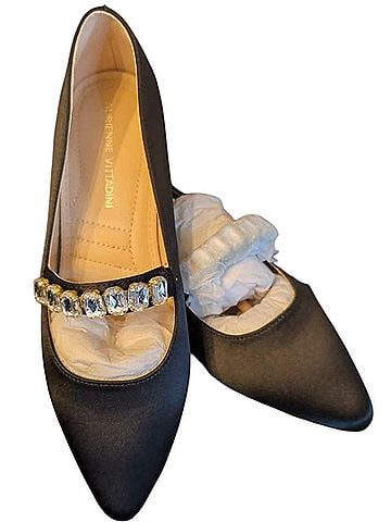 Adrienne Vittadini adrienne vittadini Flats (view 1)