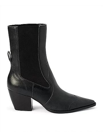 Matisse Women's Keith Low Boots in Black (view 2)