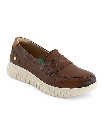 Andrea Women's Comfort Loafers in Brown (view 2)