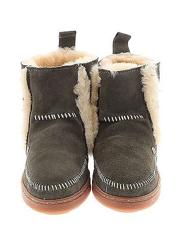 Minnetonka Minnetonka Ankle Boots (view 2)