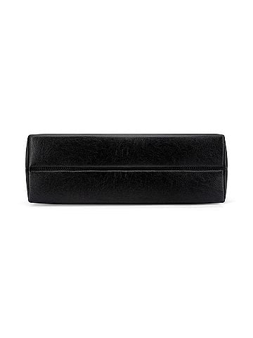 Like Dreams Women's Liorah Cresent Shoulder Bag (view 2)