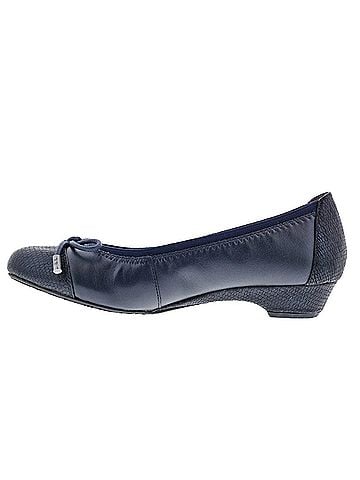 Ros Hommerson Women's Tasha Ballet Flats in Navy (view 2)