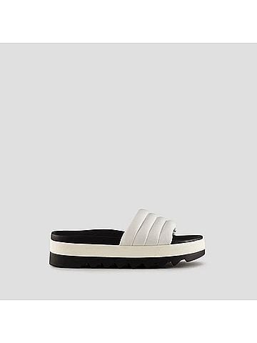 Cougar Women's Prato Sandal in White (view 2)