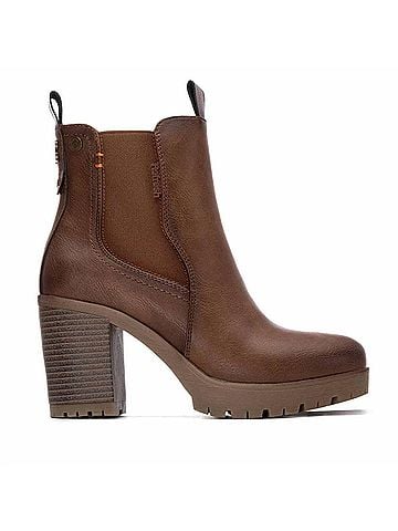 Refresh Women'S Chelsea Ankle Booties in Camel (view 1)