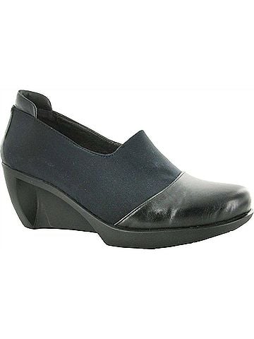 Naot Women's Weekend Wedge in Black (view 1)