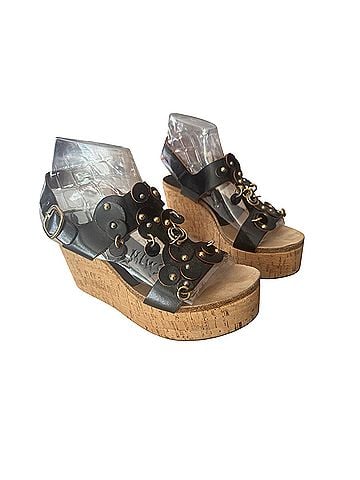Pedro Garcia Wedges (view 1)