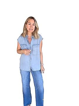 Carly Jean Nora Chambray Button Down Top Sleeveless Button-Down Shirt (view 1)