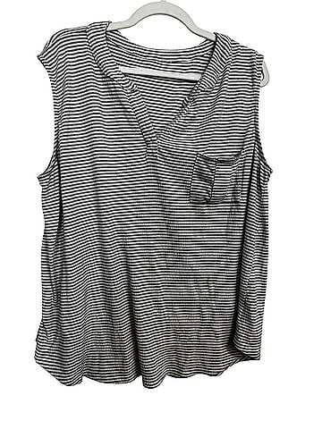 Stitch Fix Sleeveless Top (view 1)