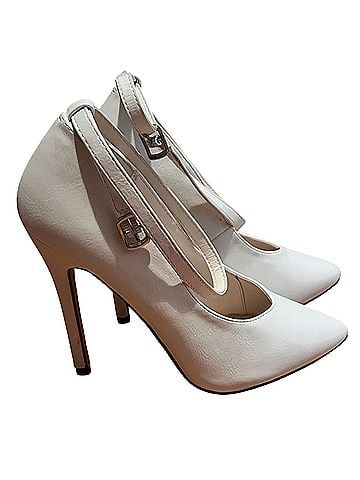 Shoedazzle Heels (view 1)