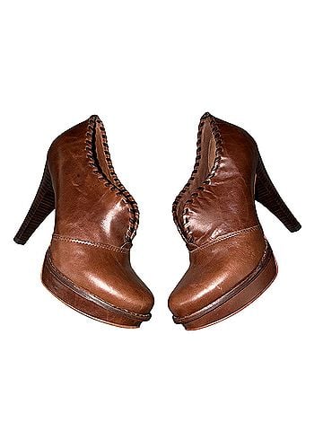 Ugg Ugg Heels (view 2)