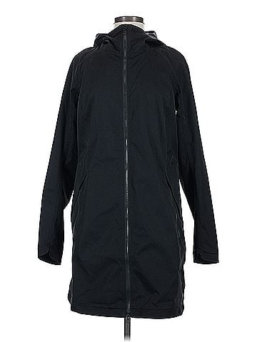 Lululemon Athletica Lululemon Athletica Raincoat (view 1)