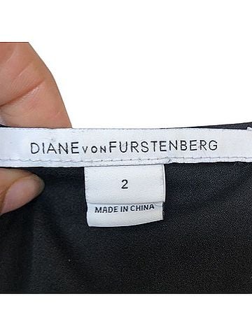 Diane von Furstenberg Keoni Casual Dress (view 2)