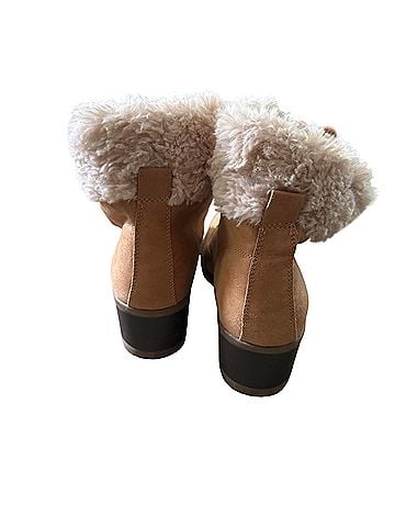Cliffs by White Mountain Boots (view 2)