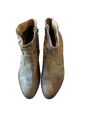 White Mountain Ankle Boots (view 2)