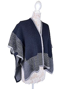 Adrienne Vittadini Poncho (view 1)