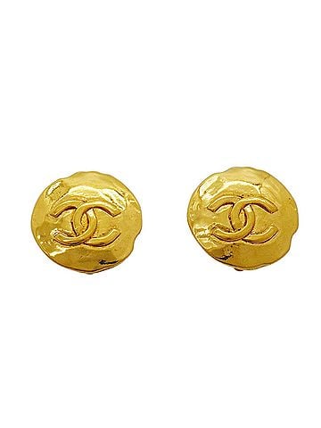 Chanel Chanel earrings, Coco Mark, GP plated, gold, women's. (view 1)