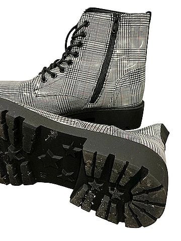 Cato Ankle Boots (view 2)