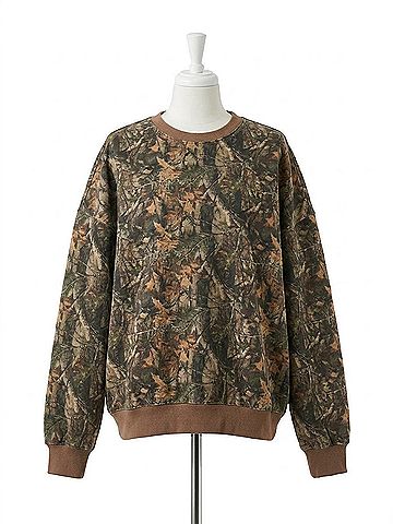 Tic : Toc Bayou Woodland Lounge Fleece Sweatshirt in Dark Camo (view 1)