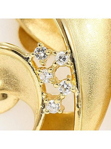 Unbranded 18K (18-karat) Yellow Gold Earrings with 0.06ct Diamonds, Total Weight 9.6g, Jewelry (view 2)