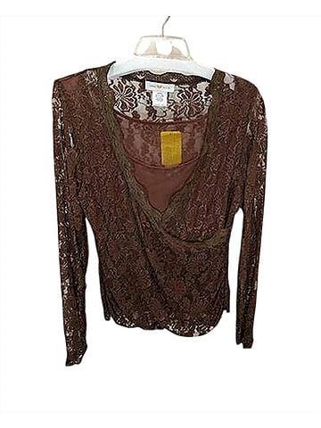 Central Falls Women Floral Lace Wrap Blouse in Chocolate (view 2)
