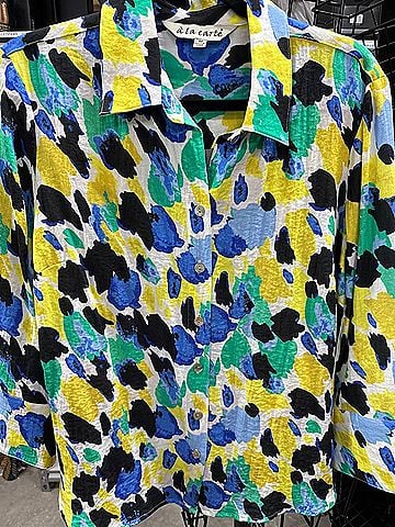 A La Carte Women's Printed Collared Shirt in Blue Multi (view 2)