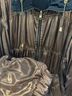 Chili Pepper 100% Polyester Black Burgundy Gold Windbreaker Size L - photo 3