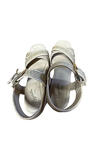 Seychelles Wedges (view 1)
