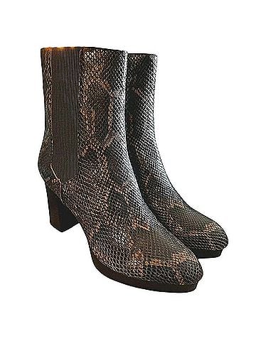 Donald J Pliner Zelda Ankle Boots (view 2)