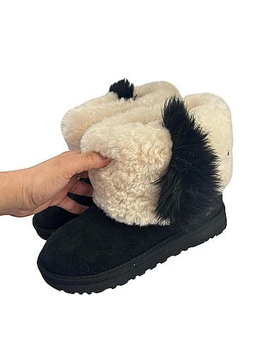 Ugg Boots (view 1)